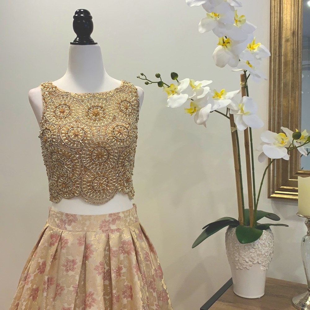 Dave & Johnny - Beige/ Soft Pink Dress - Size S
